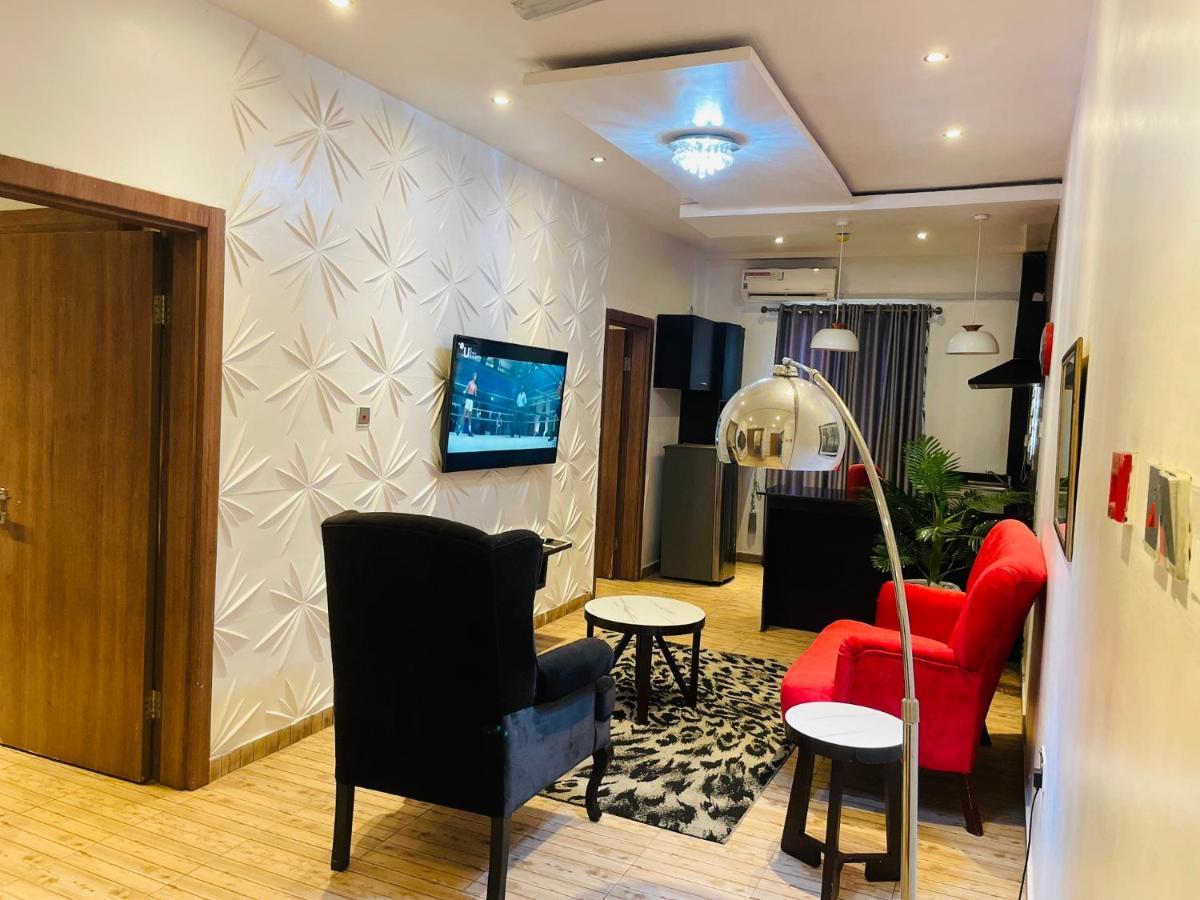 James Court Hotel & Luxury Apartments 레키 외부 사진