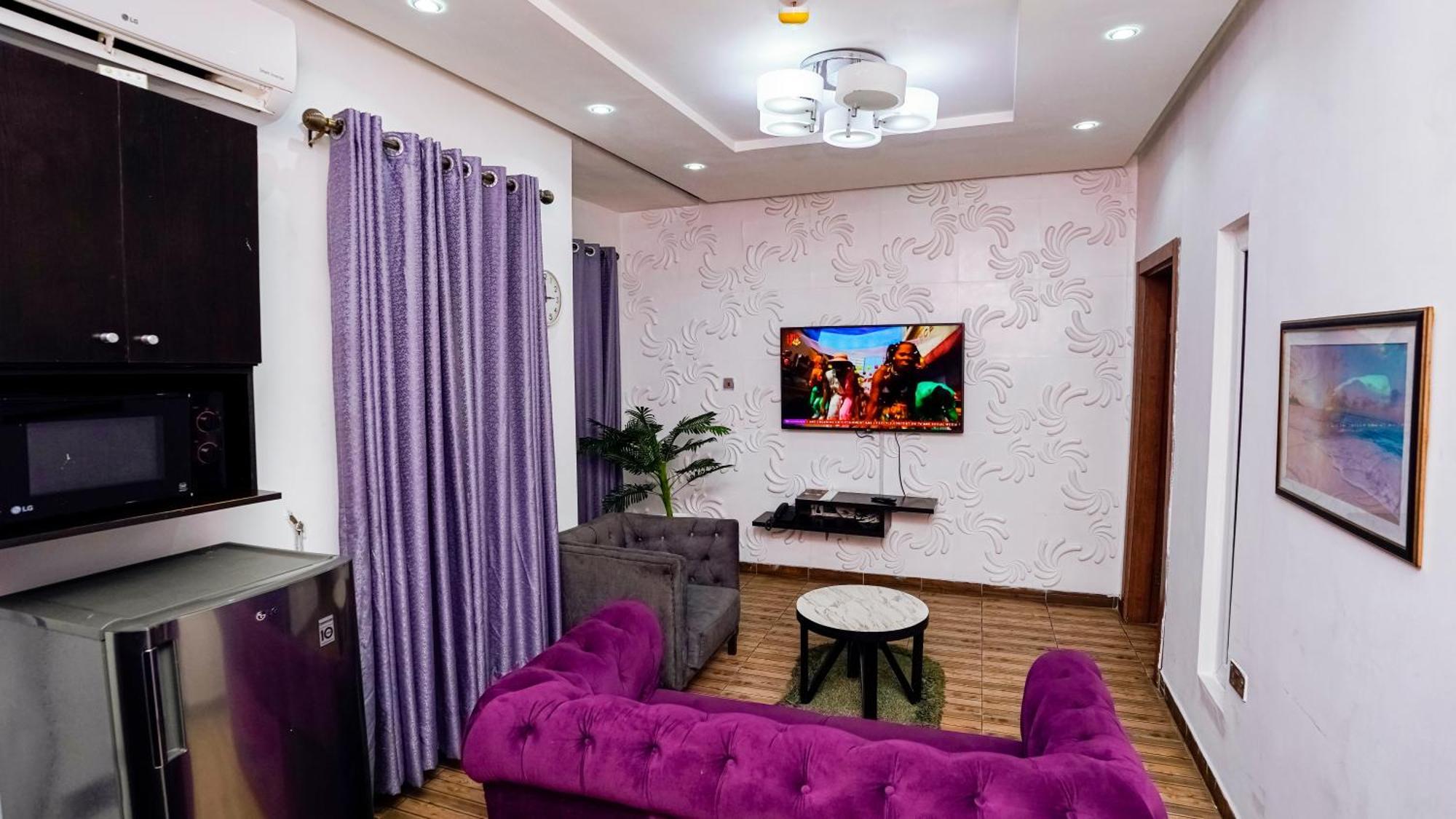 James Court Hotel & Luxury Apartments 레키 외부 사진