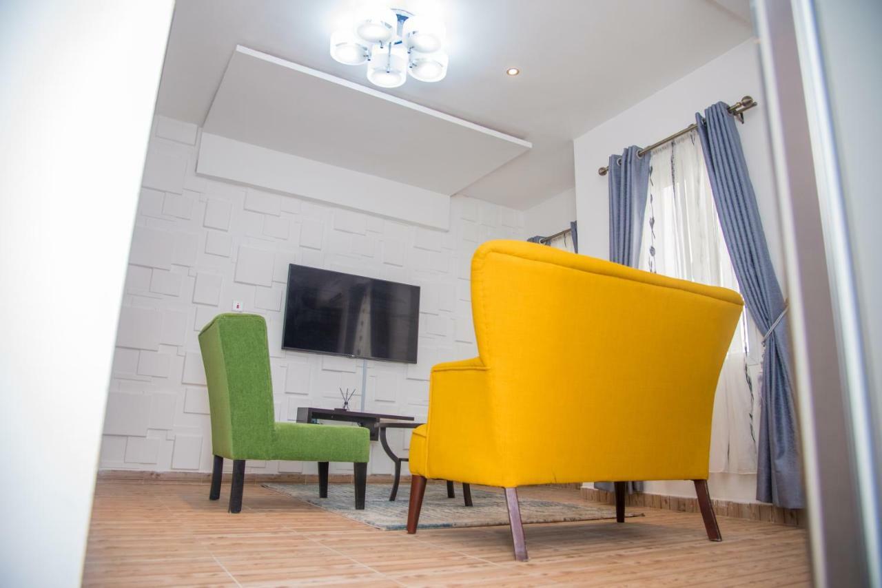 James Court Hotel & Luxury Apartments 레키 외부 사진