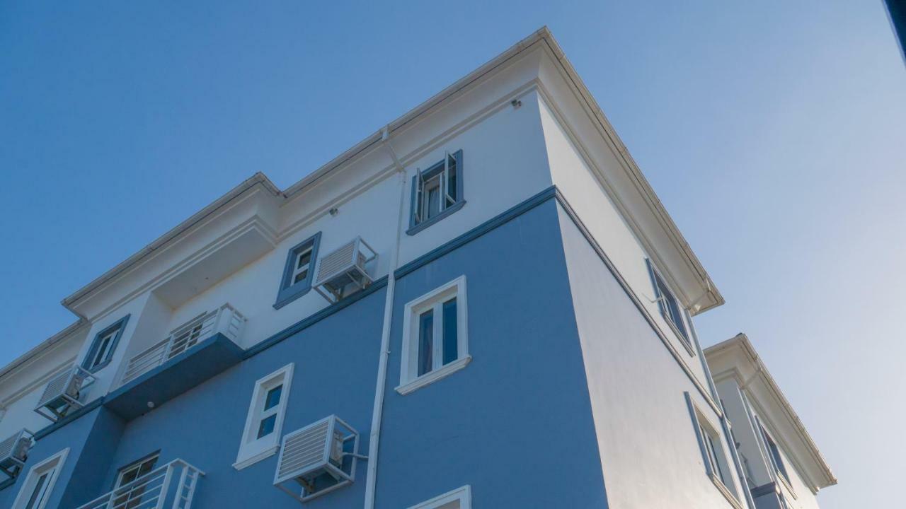 James Court Hotel & Luxury Apartments 레키 외부 사진